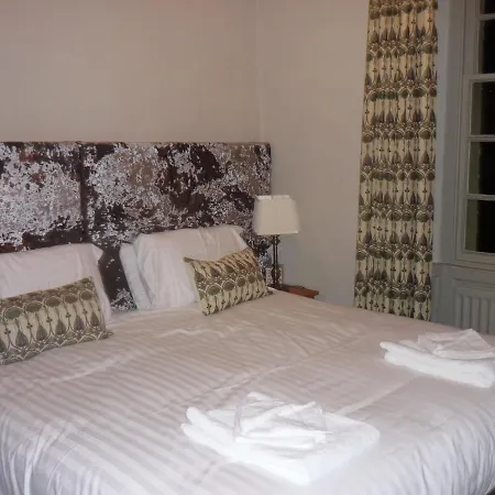 Old Kings Head Hotel 3*